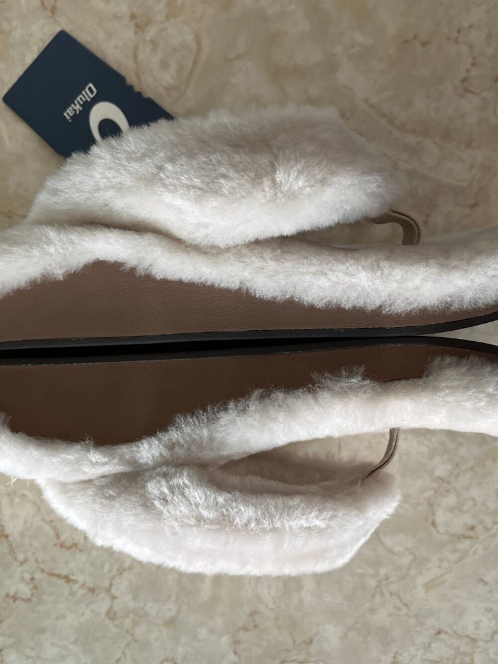 NWT Olukai Sz 10 Women's Kipe'a Heu Shearling Sandal Slipper in color Tapa - Picture 3 of 11